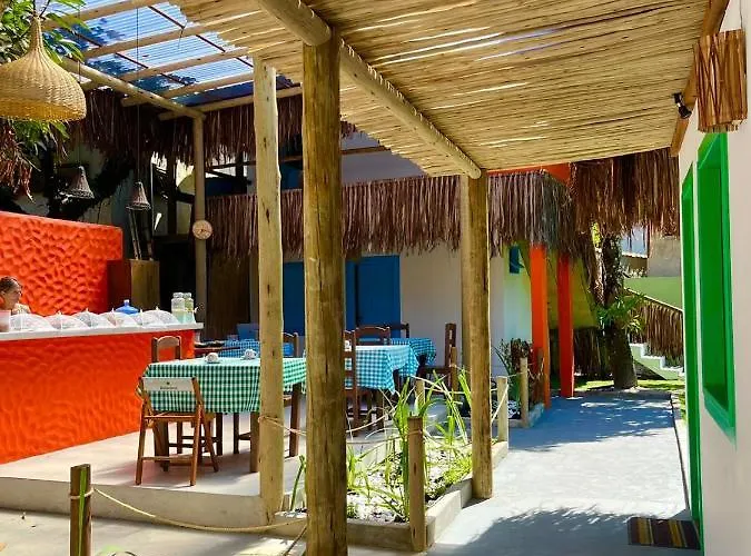 Pousada Crocodilo CaraívaPousada